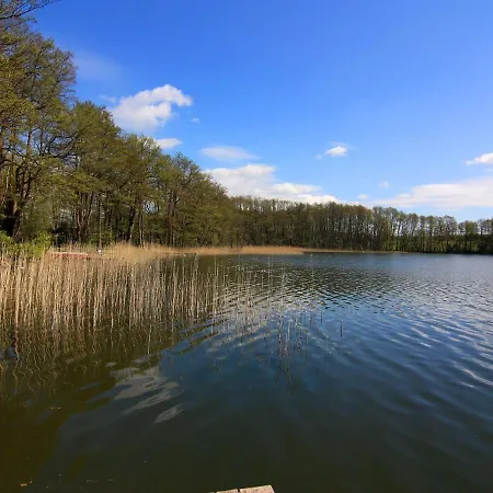 度假居 Bungalow Am See Mit Ruderboot In